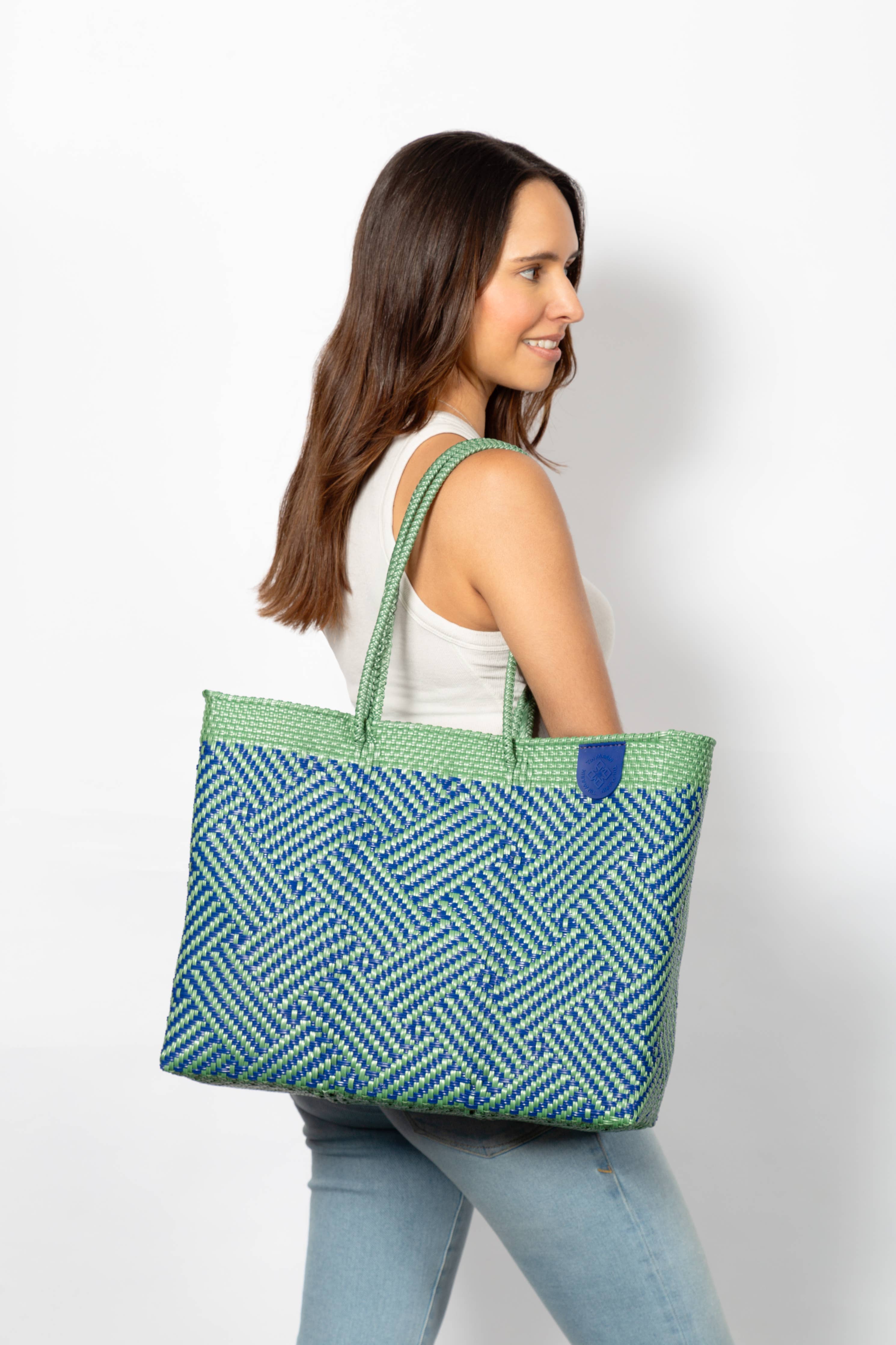 Palmera Recycled Plastic Beach Woven Super Tote