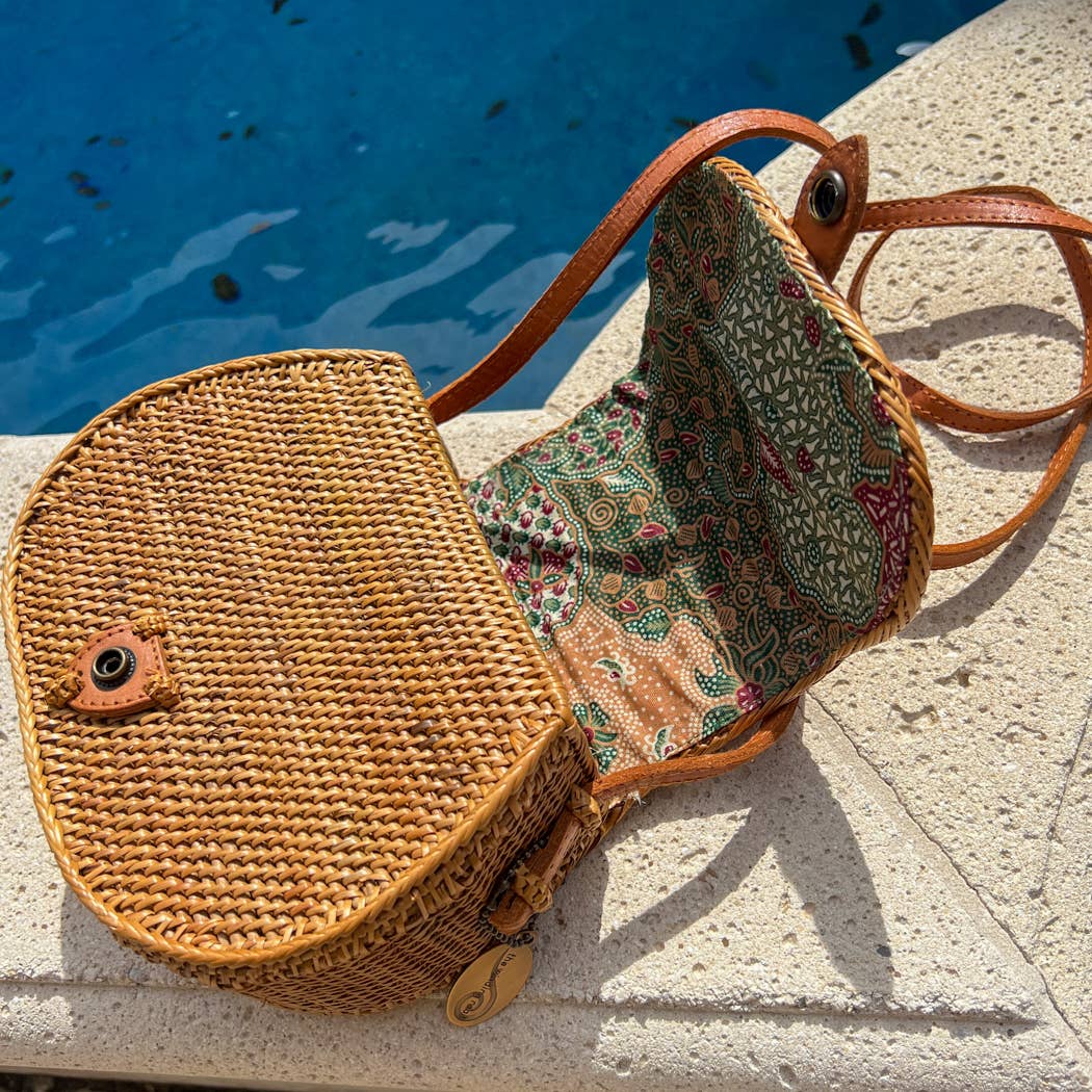 Ata Vine Saddle Crossbody Bag