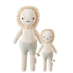 Sawyer the lion | cuddle + kind