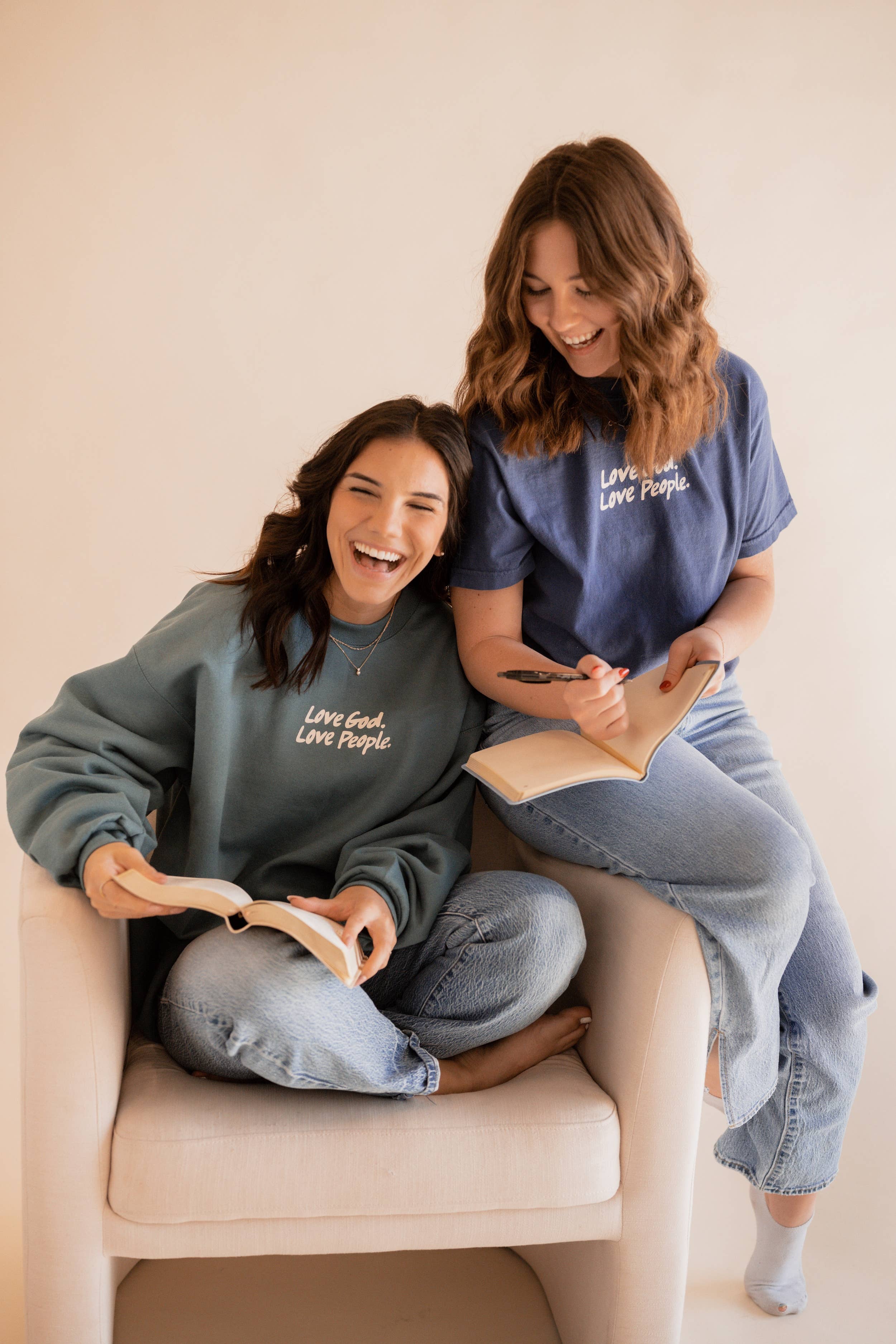 Love God Love People Pullover