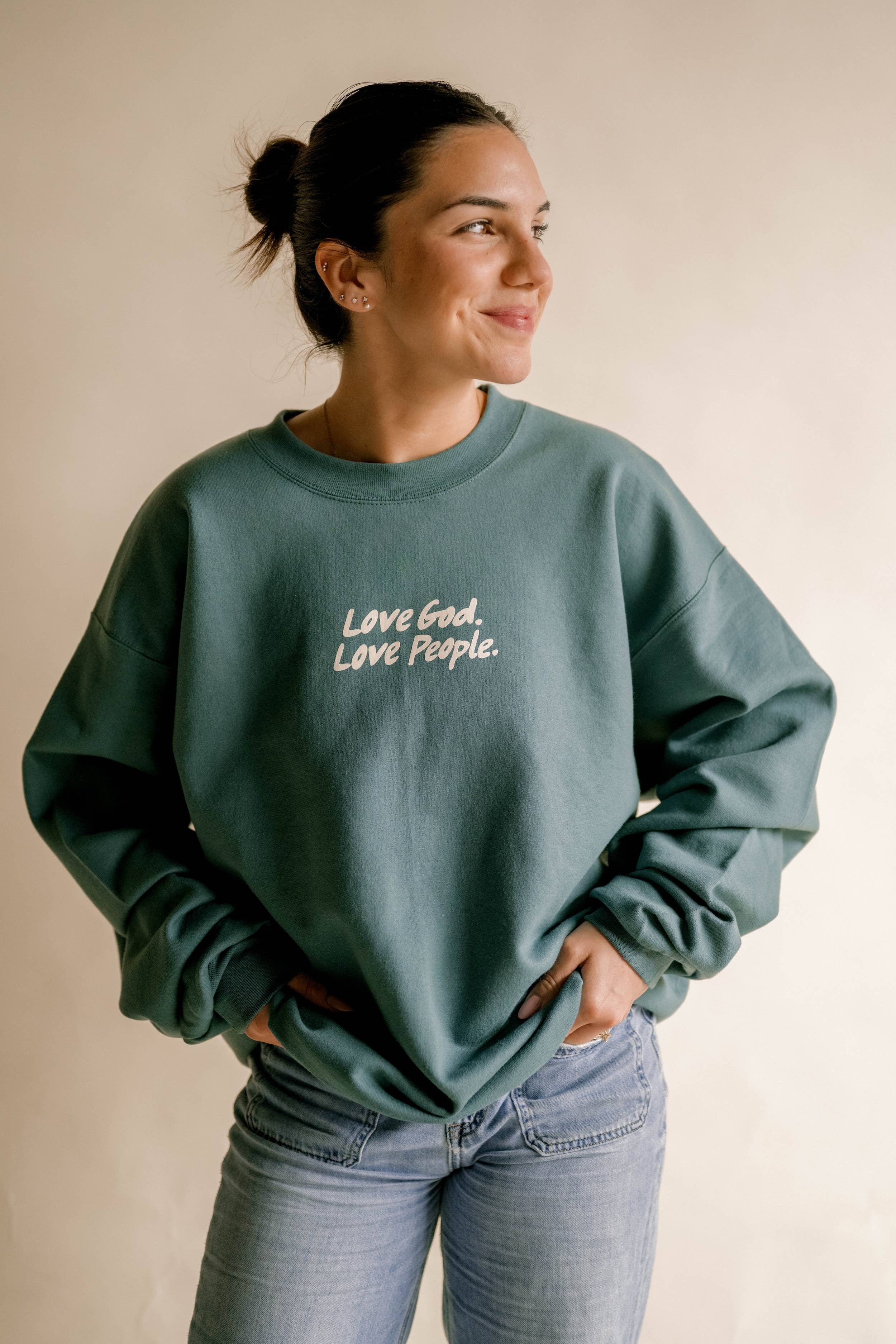 Love God Love People Pullover