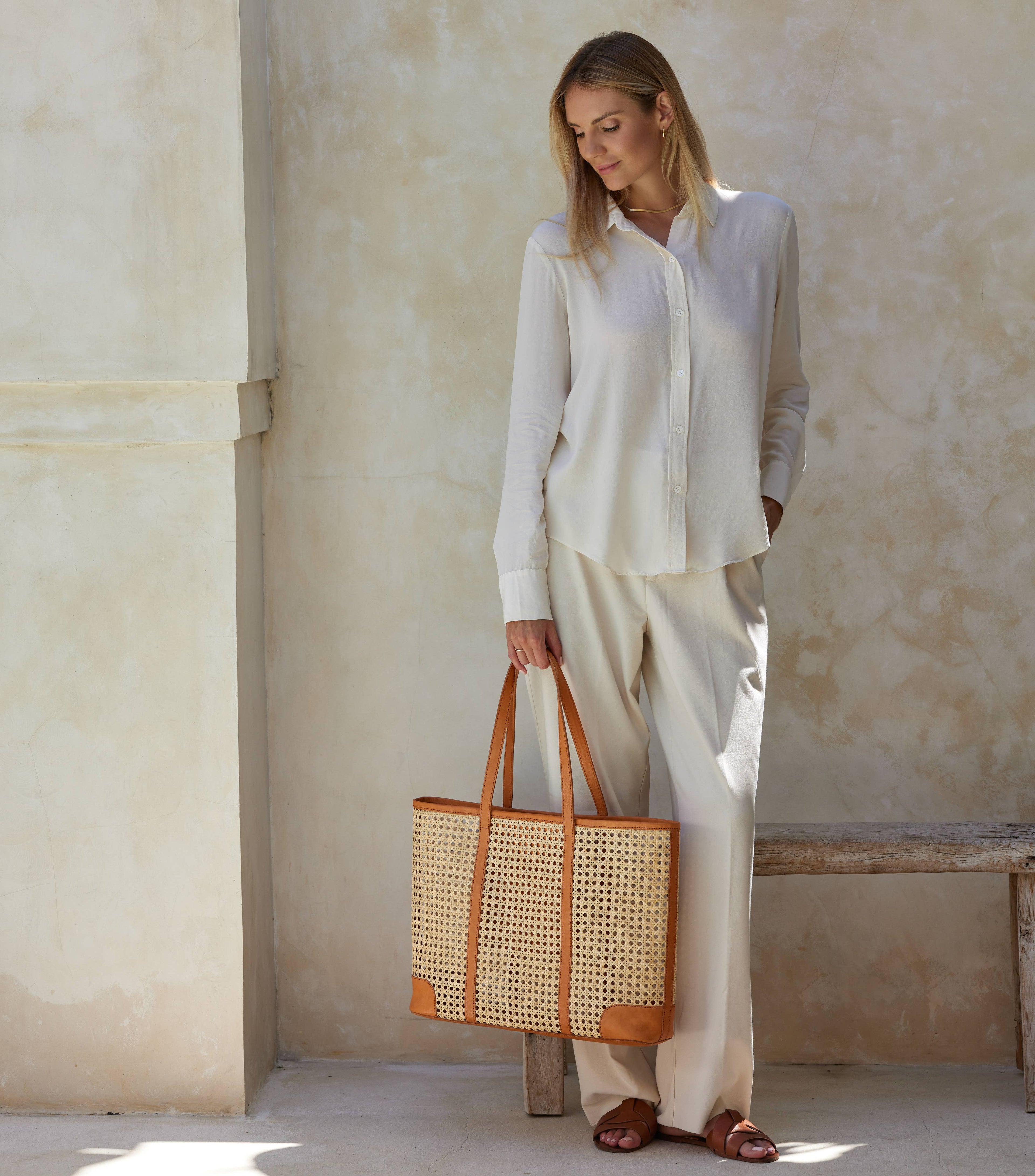 Oversized Rattan Tote Brown Leather
