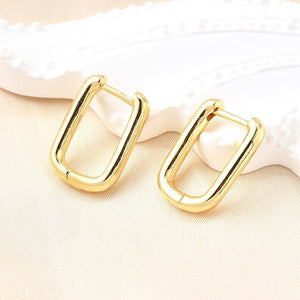 Gold Oval Huggie