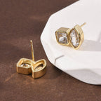 Toi et Moi Bezel Stud