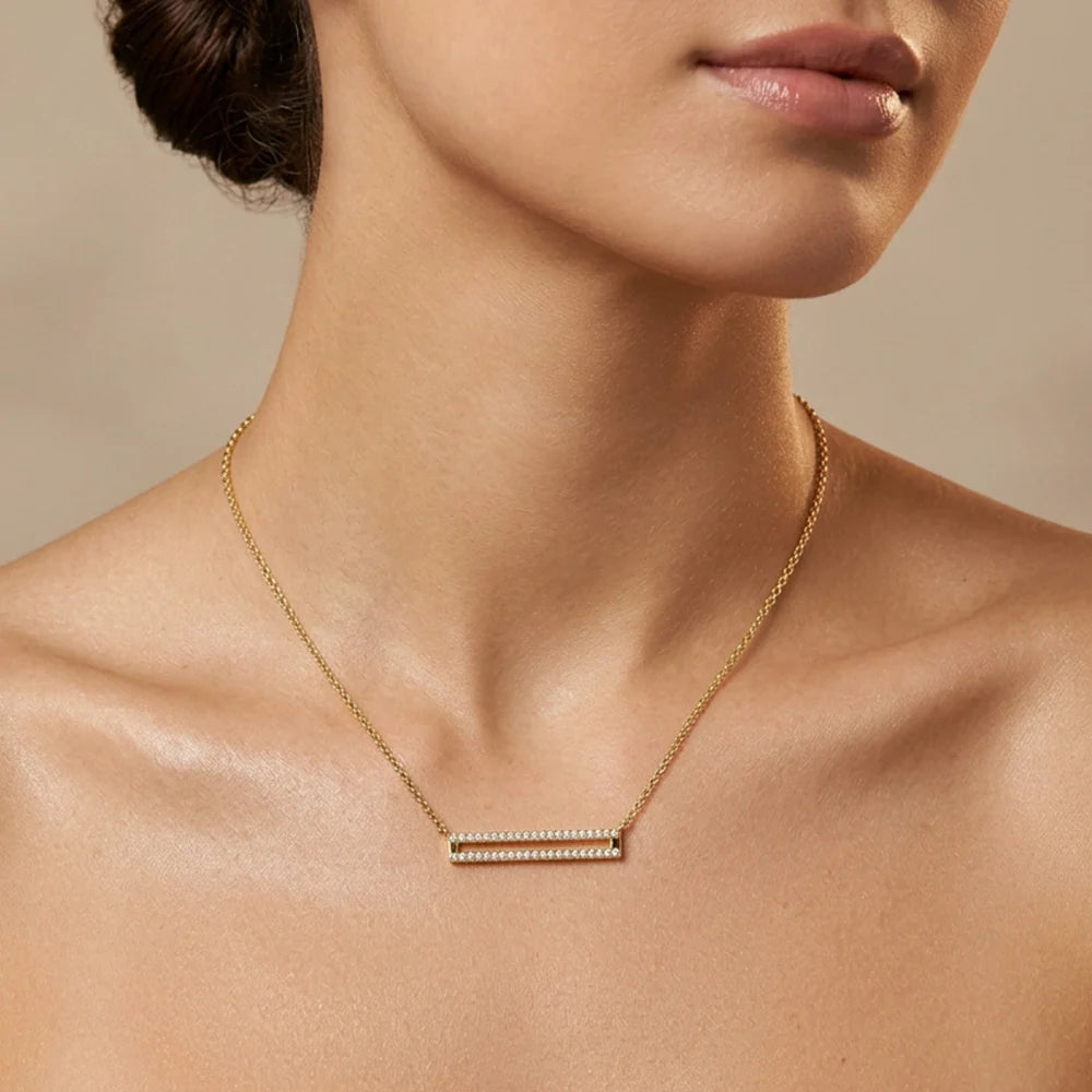 Set the Bar Pendant Necklace
