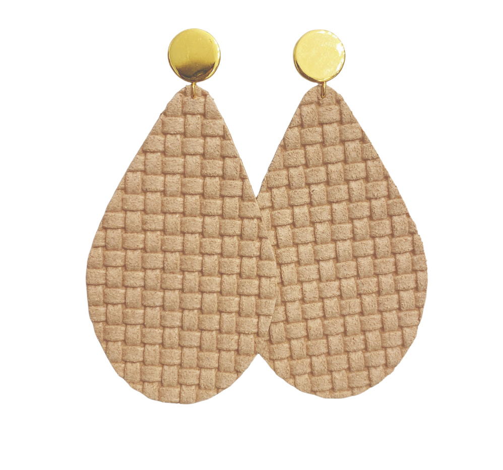 Blush basket weave with gold stud top