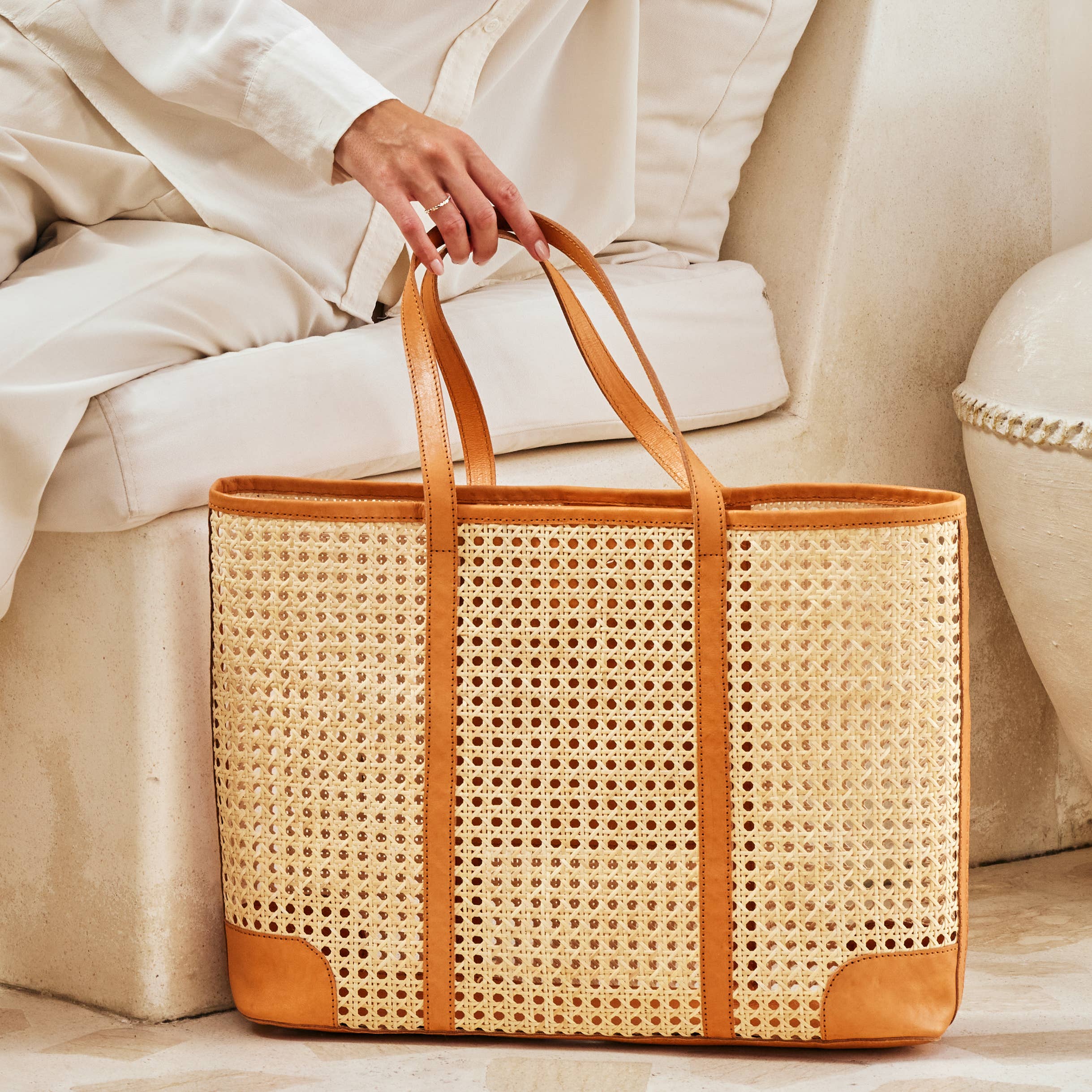 Oversized Rattan Tote Brown Leather