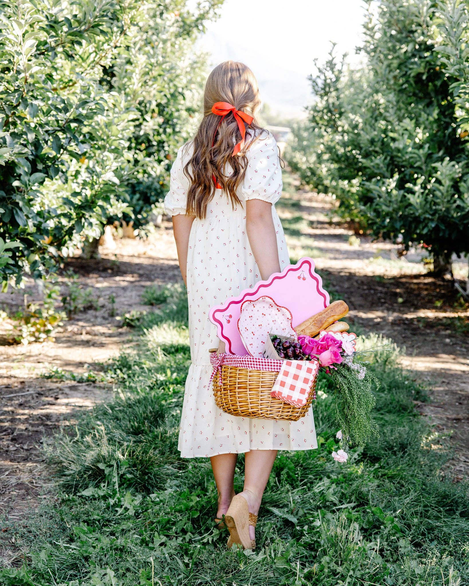 Red Scallop Gingham Dinner Napkin