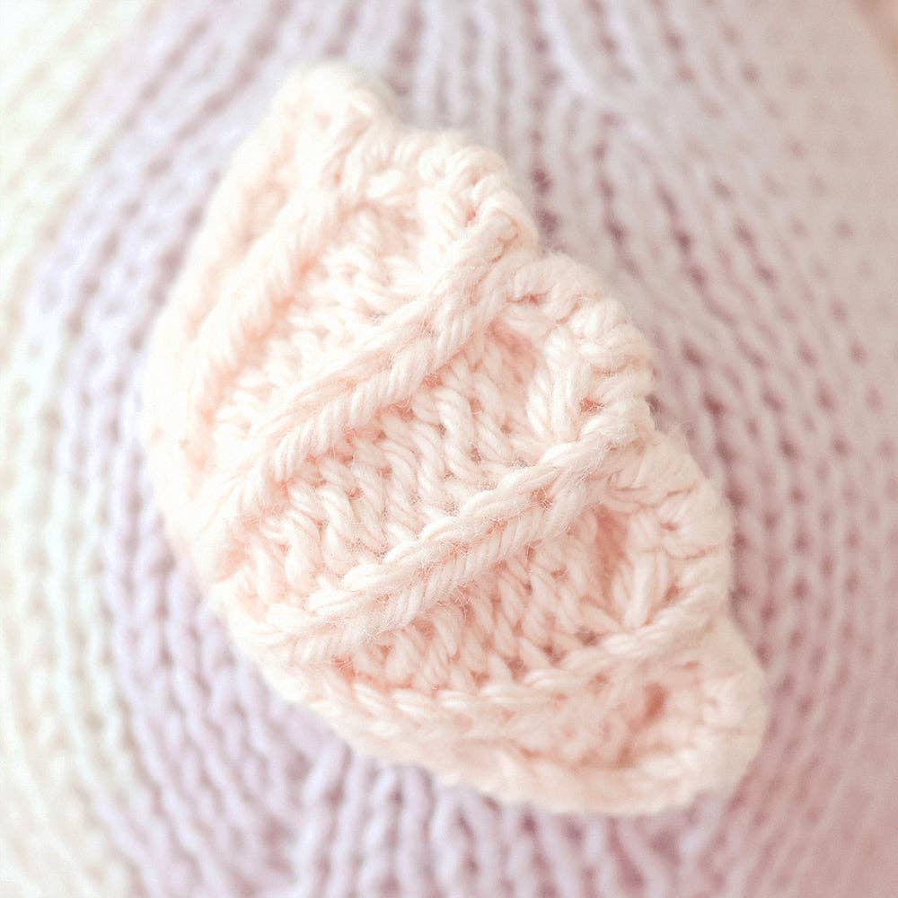 Baby seahorse | cuddle + kind