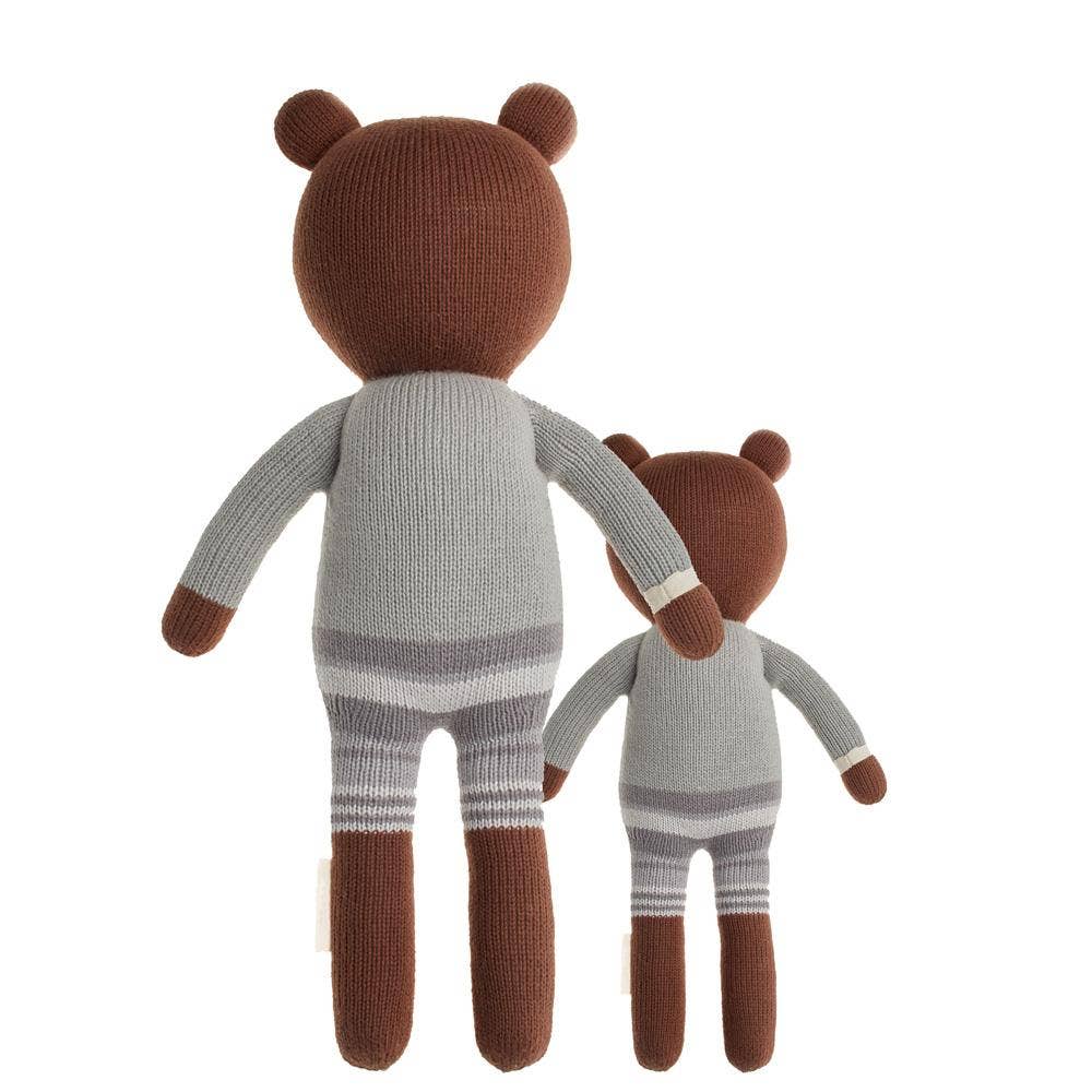 Oliver the bear | cuddle + kind