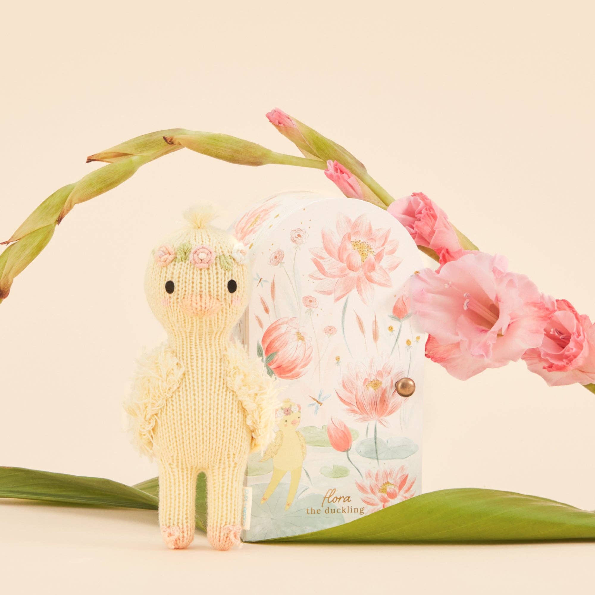 Tiny Flora the duckling | cuddle + kind
