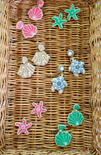 Seashell Earrings in Gold